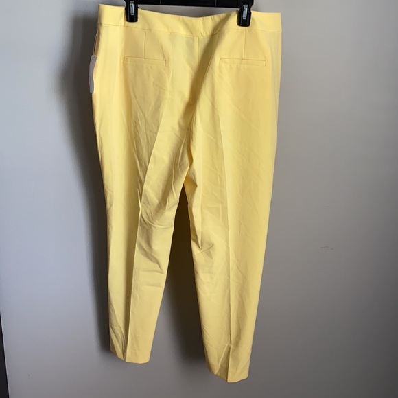 NWT! Bar lll Ladies Yellow Button Detail Trousers - Picture 7 of 8